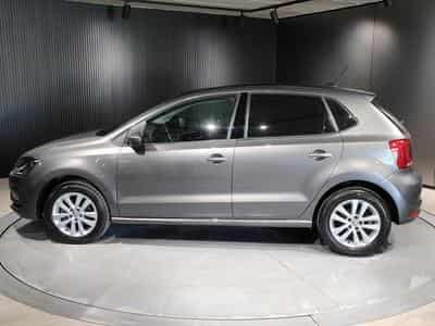 VW Polo 1.2 TSI DSG TOIT OUVRANT BLUETOOTH GPS RADAR AV/ARR CLIM AUT (2015) - Foto 5
