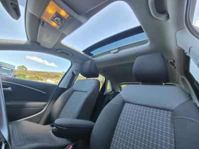 VW Polo 1.2 TSI DSG TOIT OUVRANT BLUETOOTH GPS RADAR AV/ARR CLIM AUT (2015) - Foto 12