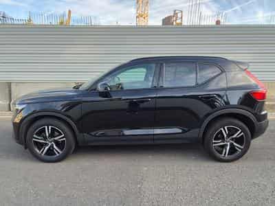 Volvo XC40 VOLVO XC40T2 automatic Essence Plus Dark (2022) - Foto 2