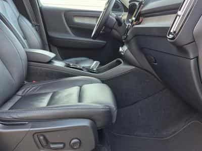 Volvo XC40 VOLVO XC40T2 automatic Essence Plus Dark (2022) - Foto 10