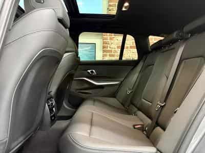 BMW 320 320dA Touring 2.0 190cv Auto xDrive M-SPORT (2025) - Photo 6