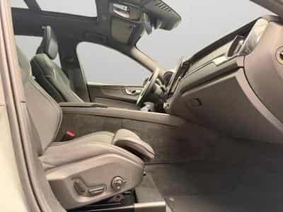Volvo XC60 B5 AWD Plus Black Edition / FL 2026 (2025) - Foto 15
