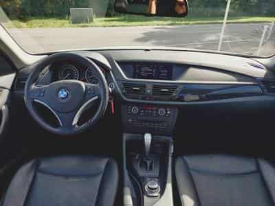 BMW X1 xDrive 28 i (2011) - Photo 4