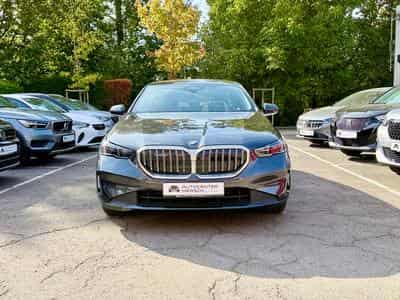 BMW 520 iA Limousine Head-Up/360°/H&K (2025) - Photo 2
