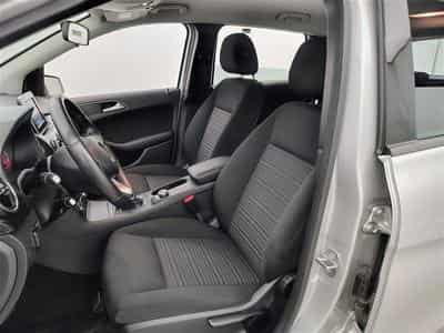 Mercedes B 180 B 180 d NAVI / FULL LED / (2018) - Photo 7