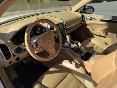 Porsche Cayenne 4.8 S (2011) - Photo 5
