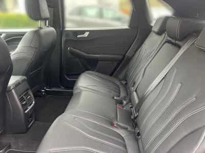 Ford Kuga Kuga Plug-In Hybrid Vignale (2022) - Photo 9