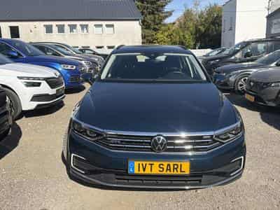 VW Passat 1.4 GTE PLUG-IN 218CV (2022) - Photo 2