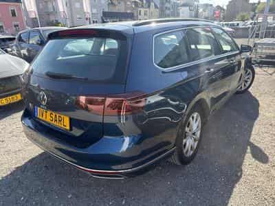 VW Passat 1.4 GTE PLUG-IN 218CV (2022) - Photo 6