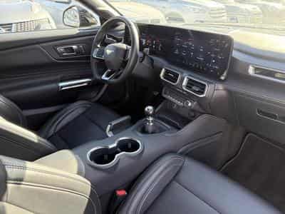 Ford Mustang 5.0 FASTBACK V8 GT MAGNERIDE 446CV (2025) - Photo 10