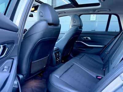 BMW 320 320d Touring Sport Line /NAVI/LED/PANO/1.HAND/ (2022) - Photo 13
