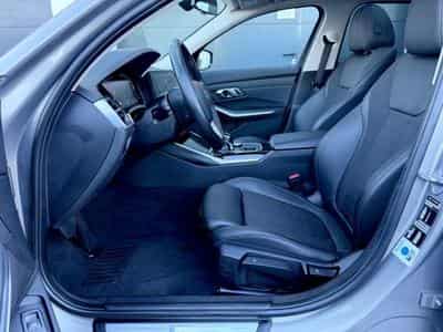 BMW 320 320d Touring Sport Line /NAVI/LED/PANO/1.HAND/ (2022) - Photo 9