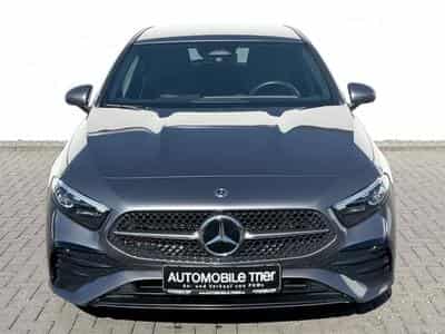 Mercedes A 220 A 220d Amg Line /NAVI/LED/CAM/BURMESTER/1.HAND/ (2024) - Photo 2