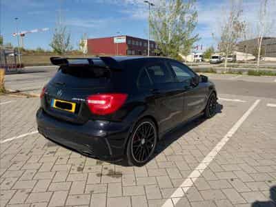 Mercedes A 45 AMG (2014) - Photo 3
