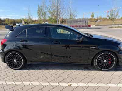Mercedes A 45 AMG (2014) - Photo 2