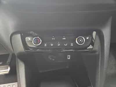 Opel Corsa 1.2 Hybrid 145 Auto GS (2026) - Photo 11