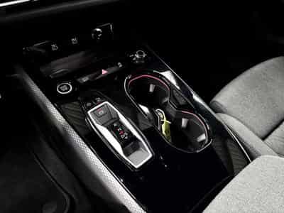Audi A5 40 TDI 204 CV AVANT S TRONIC S LINE PLUS *360°* (2025) - Photo 13