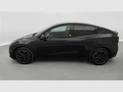 Tesla Model Y Standard Range NAVI / FULL LED / PANO / CAMERA 360" / JA 19" (2023) - Photo 3