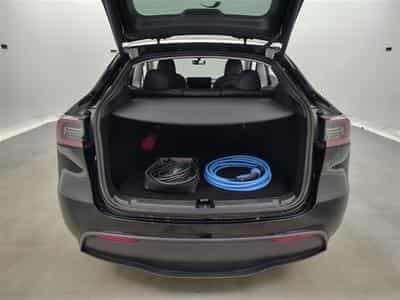 Tesla Model Y Standard Range NAVI / FULL LED / PANO / CAMERA 360" / JA 19" (2023) - Photo 14