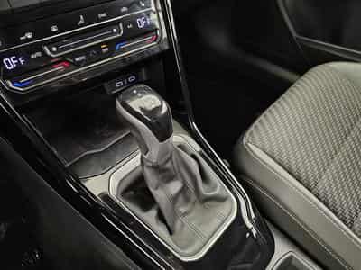 VW T-Roc Cabriolet 1.5 TSI R-Line DSG (2022) - Photo 12
