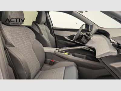 Peugeot 3008 Hybrid 145 e-DCS6 Allure (2025) - Photo 9