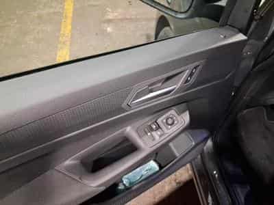 VW Caddy Maxi (2026) - Photo 12