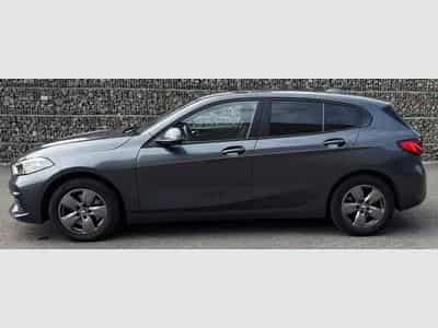 BMW 118 118i Automatique // Révisée Et Garantie 12 Mois✅✅✅ (2021) - Foto 5