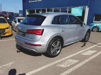 Audi Q5 TDI quattro sport (2019) - Photo 2