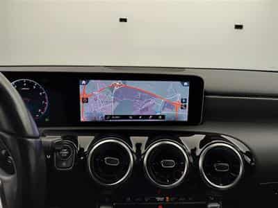Mercedes A 200 A 200 7G-Tronic NAVI / FULL LED / PDC AV+AR / JA 16" (2019) - Photo 11