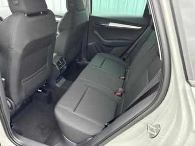 Skoda Karoq Selection 1.5 TSI (2026) - Photo 6