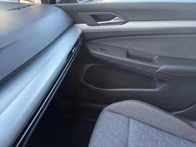 VW Golf VIII 2.0 TDI 85kW Life (2023) - Photo 13