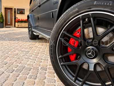 Mercedes G 63 AMG SUPERIOR Line (2023) - Photo 12