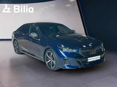 BMW Série 5 550e xDrive Berline (2025) - Photo 9