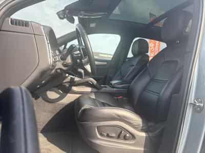 Porsche CAYENNE (9YA) 3.0 V6 462 E-HYBRID (2021) - Foto 12