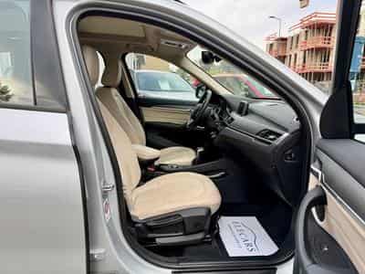 BMW X1 xDrive25d 231 Steptronic X-Line (2016) - Photo 9