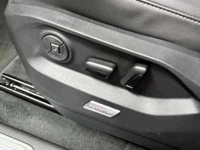 VW Touareg 3.0 TSi V6 eHybrid 4MOTION Elegance 381 CV (2022) - Photo 9