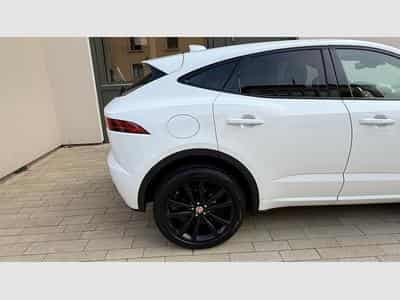 Jaguar E-Pace R-Dynamic (2019) - Photo 15