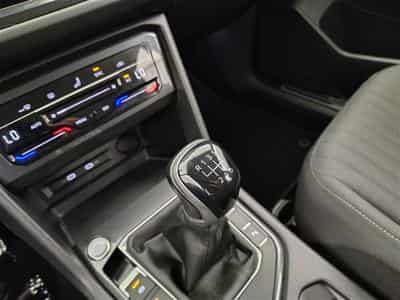 VW Tiguan 2.0 TDi SCR Life Business (2022) - Photo 12