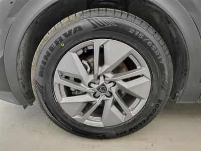 Peugeot 408 1.2 Hybrid 136cv e-DCS6 Allure NAVI / FULL LED / CAMERA 360 (2025) - Photo 6