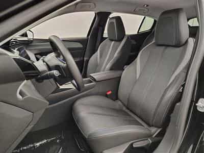 Peugeot 408 1.2 Hybrid 136cv e-DCS6 Allure NAVI / FULL LED / CAMERA 360 (2025) - Photo 7