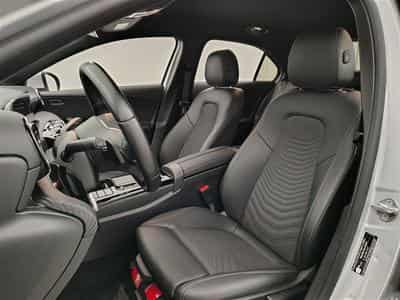 Mercedes 180 A 180 d Business NAVI / FULL LED (2021) - Photo 7