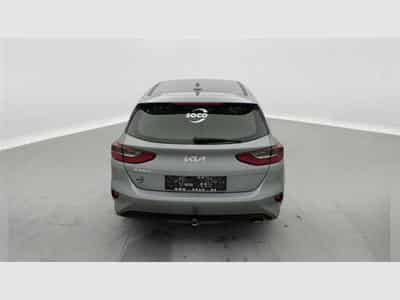 Kia Ceed Ceed 1.0 T-GDi Pulse ISG (2024) - Photo 5