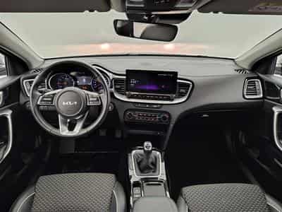 Kia Ceed Ceed 1.0 T-GDi Pulse ISG (2024) - Photo 8