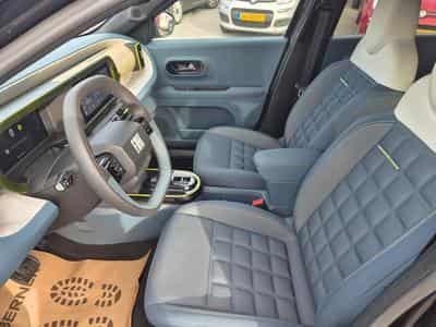 Fiat Grande Panda LA PRIMA 100 CV (2025) - Photo 6