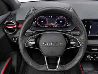 Skoda Fabia Monte-Carlo+DSG+Kessy-Full+LM18+P.Charging+P.Park&go+P.Famil (2025) - Foto 10