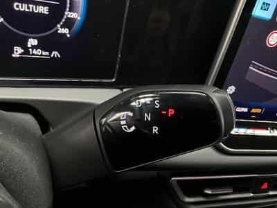 VW Tiguan R-Line+DSG+AHK+P.Confort+LM20+MatrixHD+P.Info.+Black-Style (2025) - Foto 12