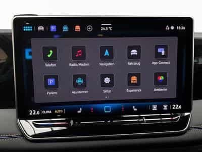 VW Tiguan R-Line+DSG+AHK+P.Confort+LM20+MatrixHD+P.Info.+Black-Style (2025) - Foto 13