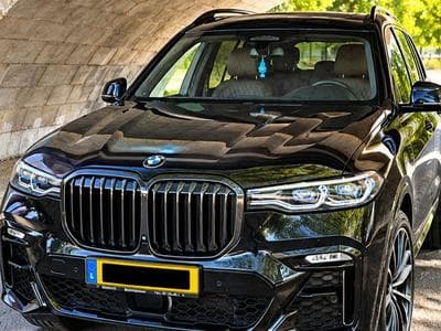 BMW X7 xDrive40d (2022) - Photo 1