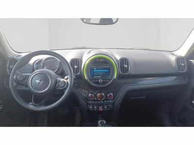 MINI Cooper D Countryman 2 (2018) - Photo 3