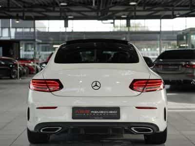 Mercedes C 300 d Coupé AMG Line *Pano*Night*Digital*ACC (2020) - Foto 9